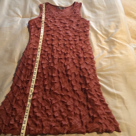 Shimmery sleeves scallop ruffle - Picture 2 of 5